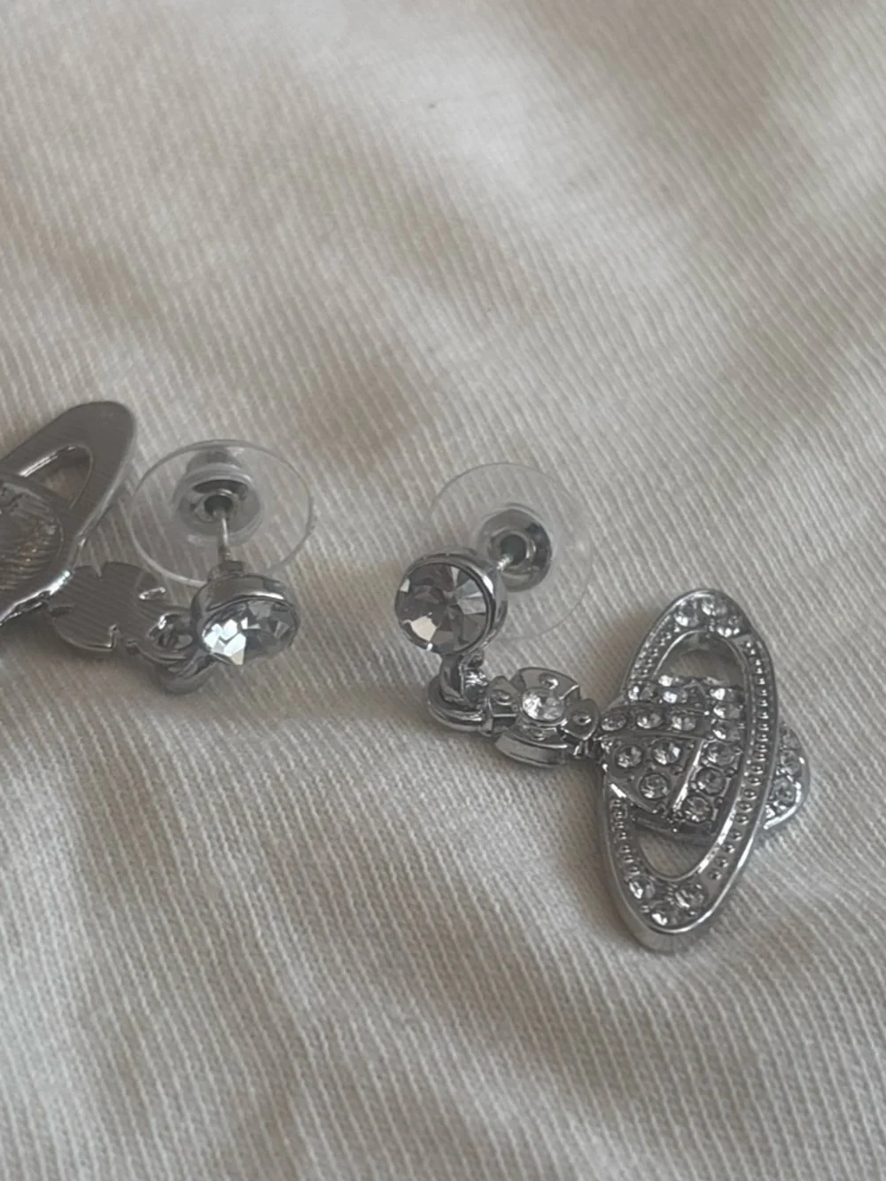 Vivienne Westwood Mini Bas Relief earrings